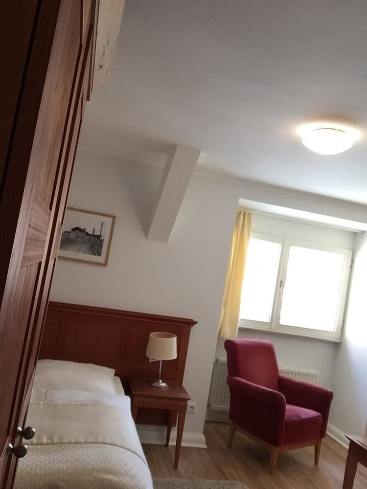 Hotel Vierseithof Luckenwalde Buitenkant foto