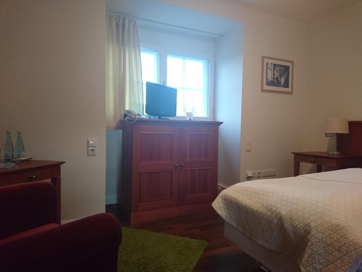 Hotel Vierseithof Luckenwalde Buitenkant foto