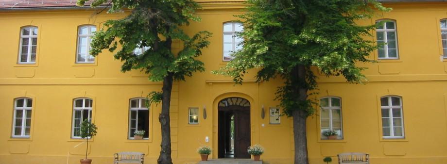 Hotel Vierseithof Luckenwalde Buitenkant foto