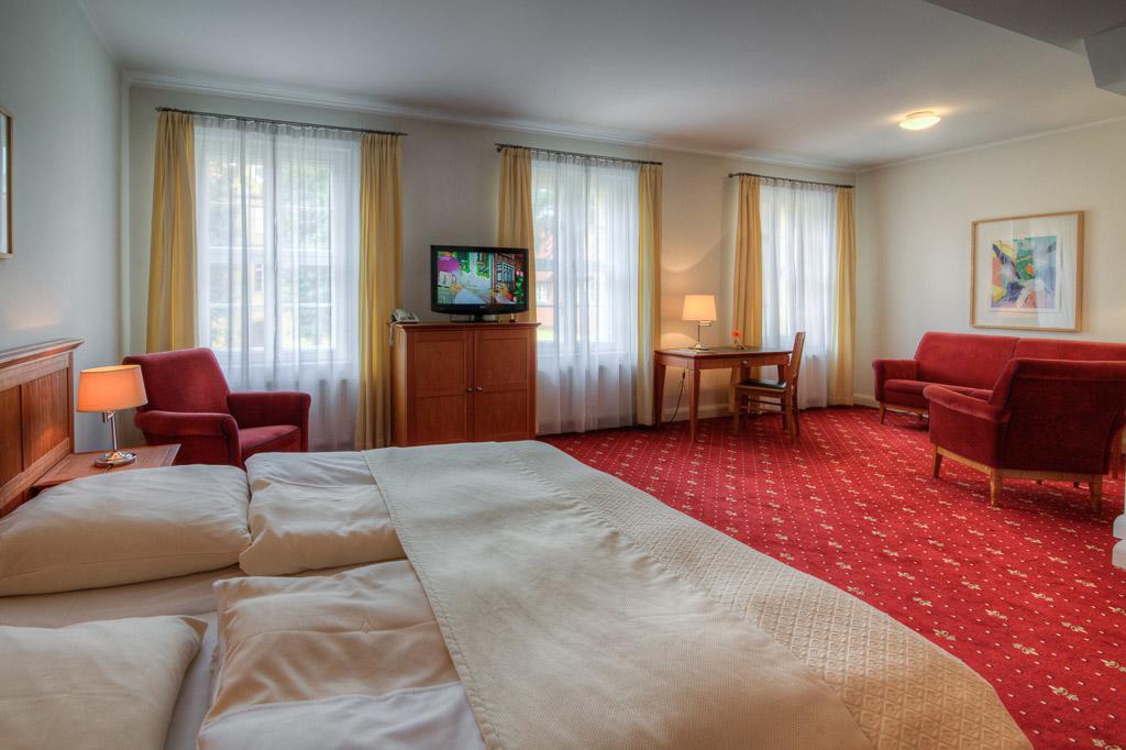 Hotel Vierseithof Luckenwalde Buitenkant foto