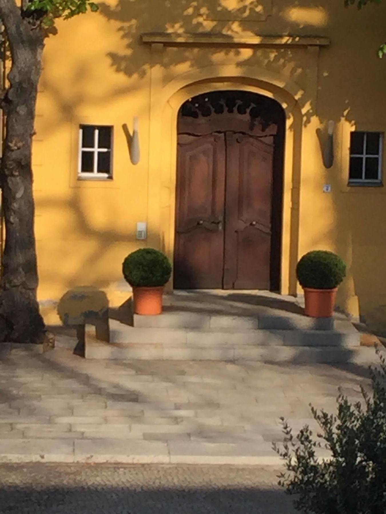 Hotel Vierseithof Luckenwalde Buitenkant foto