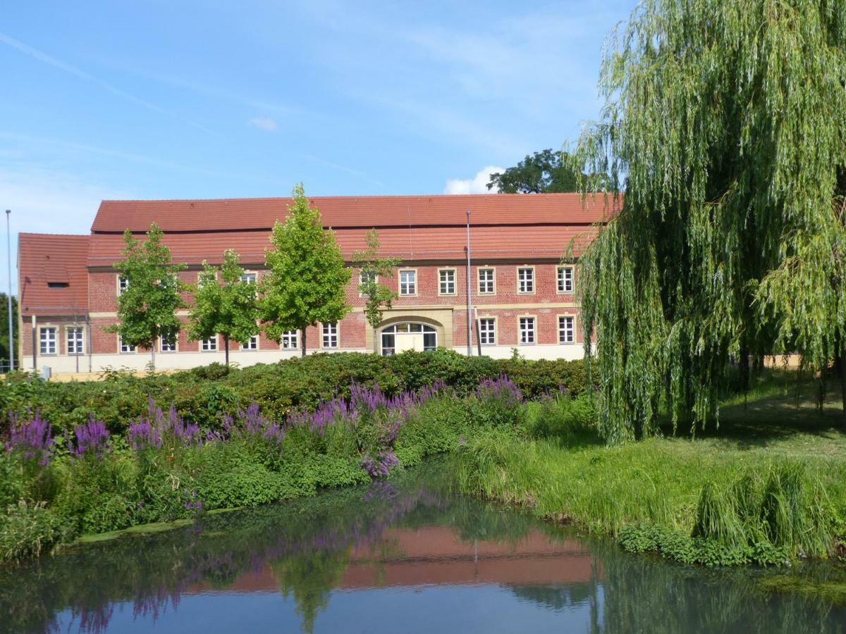 Hotel Vierseithof Luckenwalde Buitenkant foto